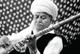 هم&zwnj;زمان با ششمین&zwnj;سال درگذشت ذوالفقار عسگریان پسرش، محسن، از انتشار آثار این خنیاگر خبر می&zwnj;دهد