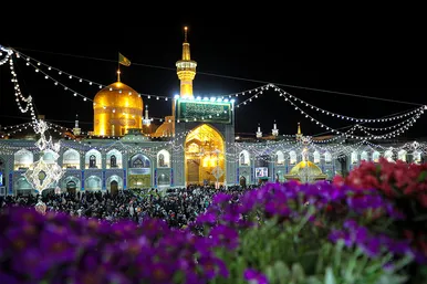 تحویل سال 1402 در حرم مطهر امام رضا (ع)