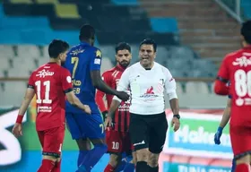 جنجال پیش از دربی حساس تهران؛ داور بازی رفت را پرسپولیس انتخاب کرده بود؟