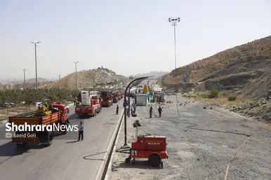 گزارش تصویری | مراسم رژه خودرويی و تجهيزات آتش‌نشانی شهرداری مشهد