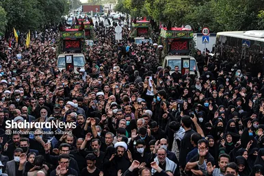 تشییع پیکر مطهر ۵ شهید مدافع حرم در مشهد