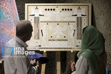 عکس‌هایی از کارگاه هنرهای تجسمی «ایران من»