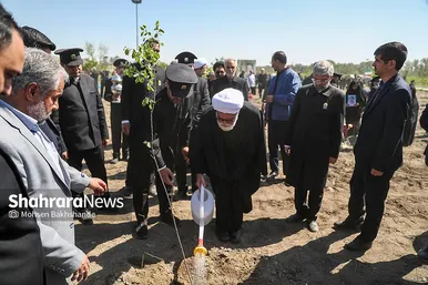 گزارش تصویری | پویش ملی نهال امید با حضور تولیت آستان قدس رضوی