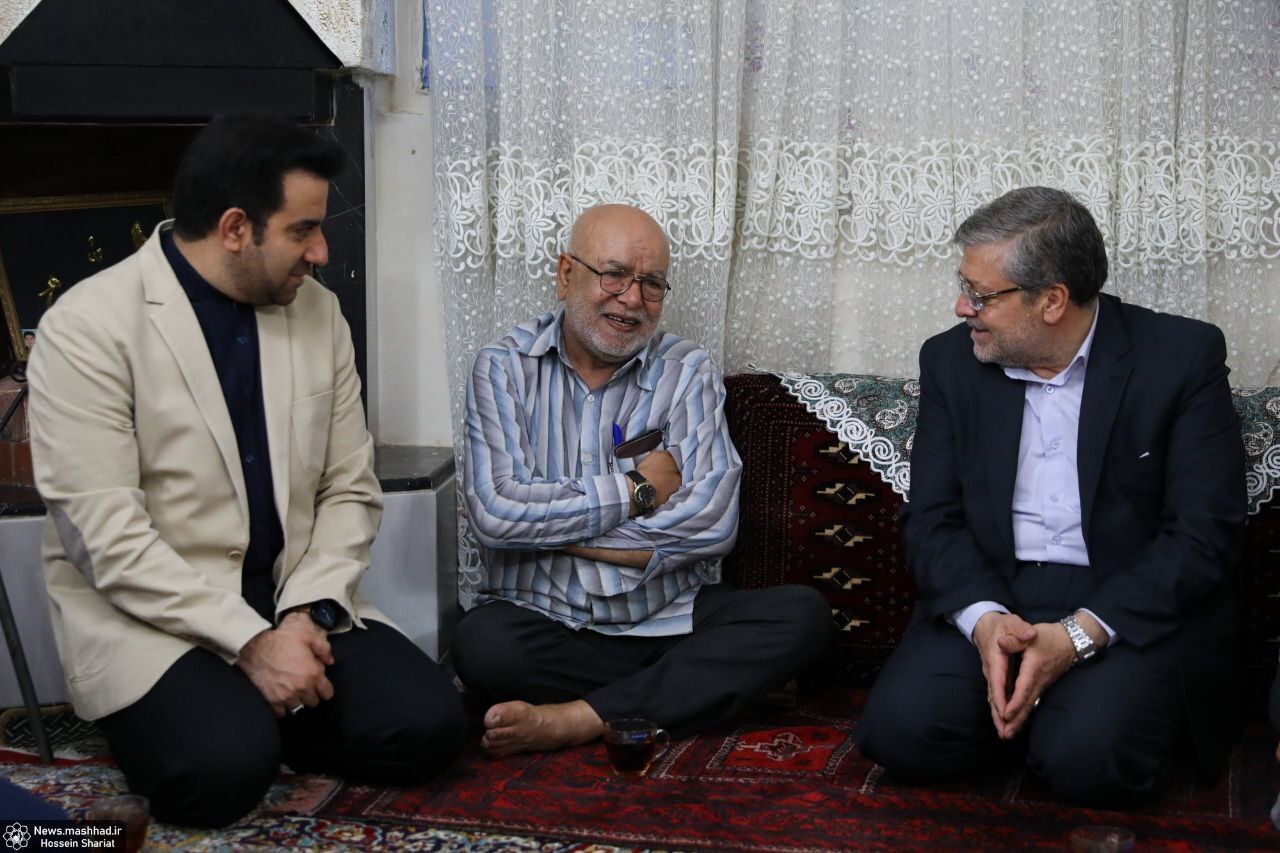 شهردار مشهد مقدس: اخلاق و رفتار شهدا بهترین الگو برای خدمت‌گزاری به مردم است