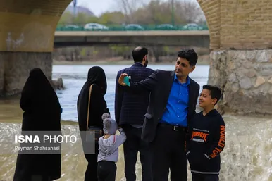نوروزگردی | اصفهان سی و سه پل
