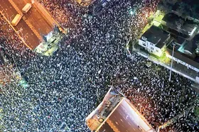 بزرگترین تظاهرات صهیونیست&zwnj;ها در ۳ ماه گذشته | ۷۰۰ هزار نفر به خیابان آمدند + فیلم