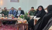 اهدای ۴۴پلاک افتخار در دیدار‌های نوروزی با خانواده شهدا