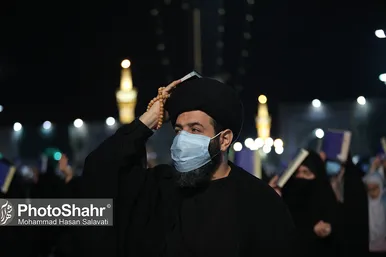 مراسم احیاء شب ۱۹ ماه مبارک رمضان در حرم مطهر رضوی