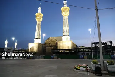 حضور مردم مشهد در خیابان پس از وقوع زلزله