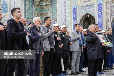گزارش تصویری | آیین رسمی بدرقه دوندگان کاروان جاده ولایت در حرم مطهر رضوی