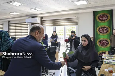 گزارش تصویری | بازدید مدیران استانی و شهری از موسسه فرهنگی شهرآرا به مناسبت روز خبرنگار - ۱