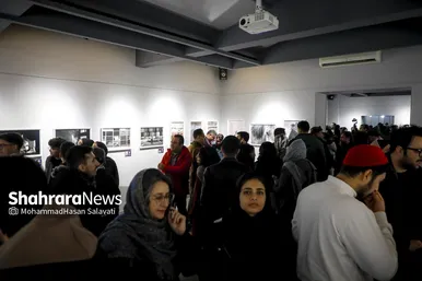 گزارش تصویری | اولین نمایشگاه دوسالانه کانون عکس مشهد