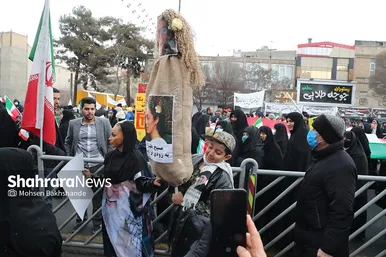 گزارش تصویری حضور باشکوه مردم مشهد در راهپیمایی ۲۲ بهمن