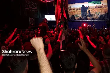 مراسم «شام غریبان حسین» مهاجران افغانستانی‌ در مدرسه علمیه حضرت قائم (عج)