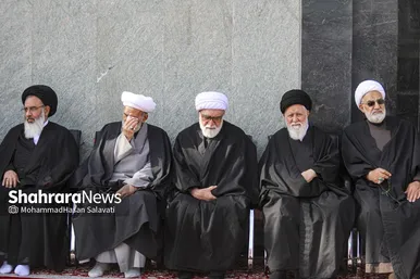 گزارش تصویری | عزاداری شهادت رهبر معظم انقلاب اسلامی، در حرم امام‌رضا(ع) - ۱
