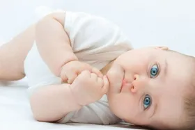 آمار تولد نوزادان ایرانی در سال ۱۴۰۳ چقدر اعلام شده است؟