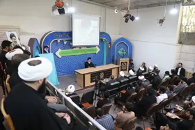 آیت الله علم&zwnj;الهدی: طلبه باید از آغاز خود را وقف خدمت به امام زمان (عج) کند