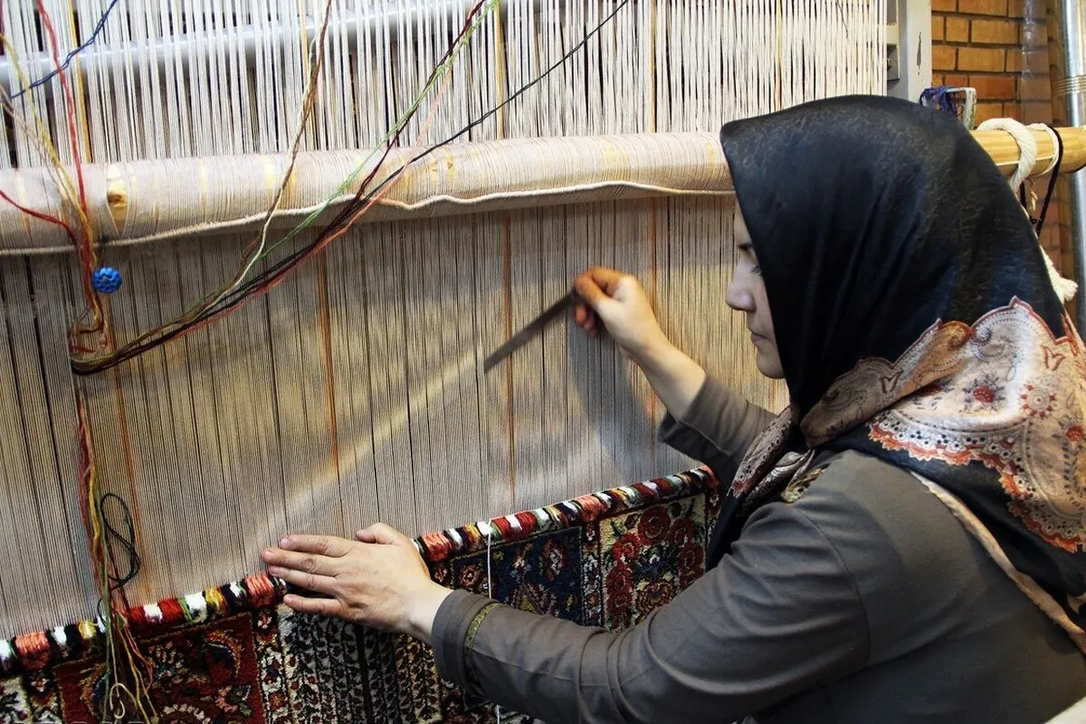 صنایع دستی ایران در مسیر کاربردی شدن | تسهیلات ۱۲ هزار میلیاردی برای حمایت از هنرمندان