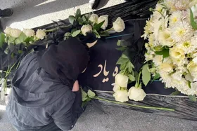 پیکر &laquo;آتیلا پسیانی&raquo; به بهشت&zwnj;زهرا منتقل شد + زمان خاکسپاری