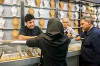 خریداران و فروشندگان طلا باید مالیات بپردازند؟