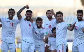 روشن: عزیزی خادم گفته بود ۸۰۰ میلیارد برای فوتبال پول می&zwnj;آورم