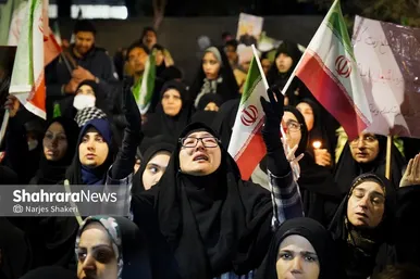 گزارش تصویری | سی‌ونهمین شب شکوه حضور مردم در خیابان‌های مشهد ۲