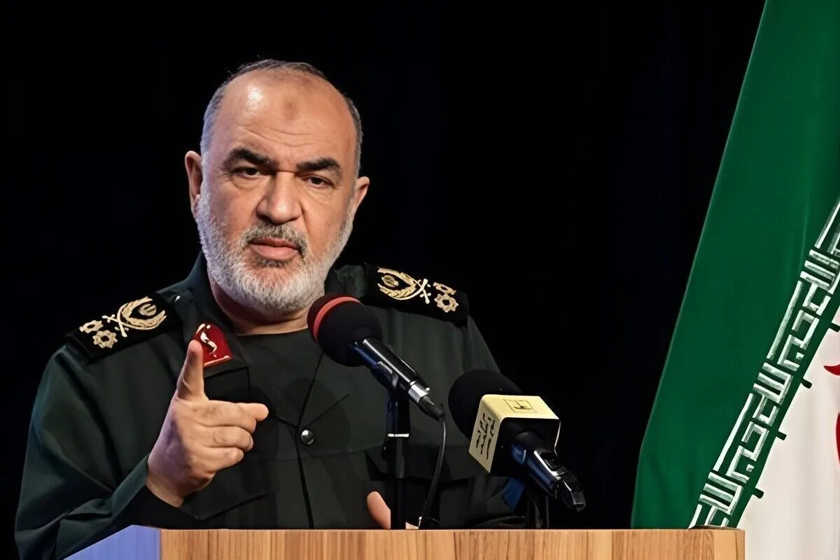 سردار سلامی: برای هر جنگی آماده‌ایم