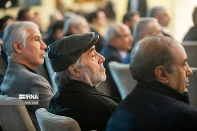 عکس‌هایی از افطاری رئیس جمهور با بازیگران