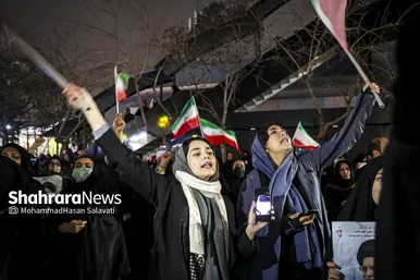 گزارش تصویری | تجمع مردم مشهد در سوگ رهبر انقلاب | بولوار هاشمیه