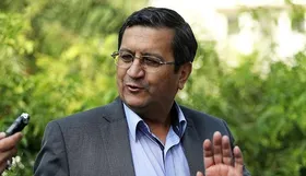 همتی: ده&zwnj;ها میلیارد دلار درآمد ارزی کشور را در خارج مسدود کرده&zwnj;اند