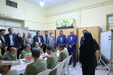 گزارش تصویری | آیین اهدای ۳۰۰ دستگاه ویلچر و بسته تحصیلی به معلولان و دانش‌آموزان تحت پوشش بهزیستی خراسان رضوی