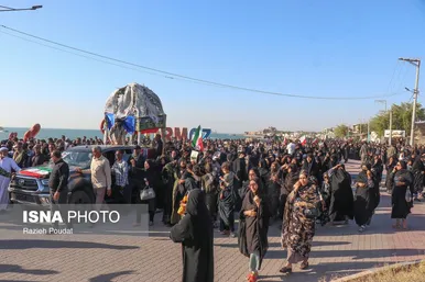 گزارش تصویری | تشییع پیکر شهید «قدرت زرنگاری» - جزیره هرمز