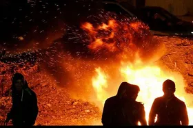 فعالیت هزار و ۳۰۰ آتش&zwnj;نشان در مشهد/انفجار منزل مسکونی در چهارشنبه آخرسال