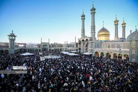 تحویل سال ۱۴۰۳ در حرم حضرت معصومه (س)