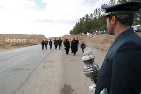 گفتگو با یکی از اعضای &laquo;جمعیت خادمان زائران پیاده امام رضا (ع)&raquo; | خادم فقط خدمت می&zwnj;کند