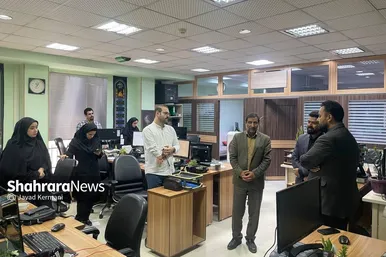 بازدید جمعی از مسئولین شهری مشهدمقدس از موسسه فرهنگی شهرآرا (۲) (۱۶ مرداد ۱۴۰۳)