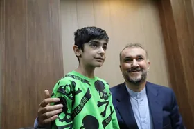 امیرعبداللهیان؛ همان دیپلماتی که رنج بیماران پروانه&zwnj;ای را لمس کرد