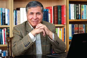 یاحقی: برای رهنورد زریاب ایران و افغانستان فرقی نداشت