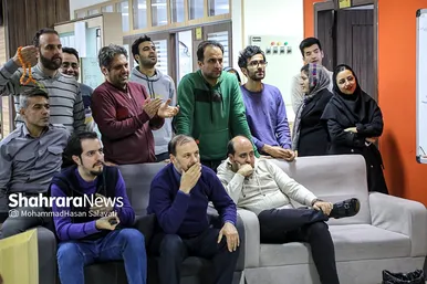 تماشای مسابقه فوتبال ایران و ژاپن در موسسه شهرآرا