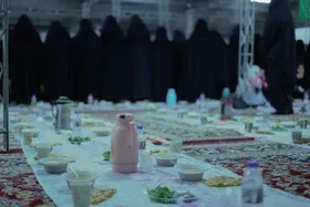 پذیرایی از روزه داران با &laquo;افطار ساده&raquo; در ۲۷ نقطه شهر مشهد (۴ فروردین ۱۴۰۳)
