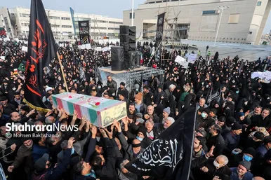 تشییع پیکر مطهر ۱۰ شهید گمنام در مشهد