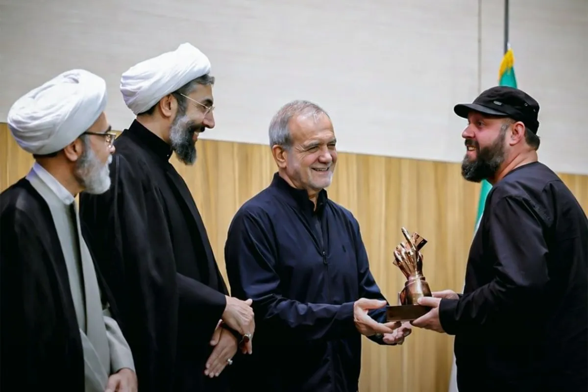 قطعه «باید برخاست» مورد تقدیر رئیس جمهور قرار گرفت