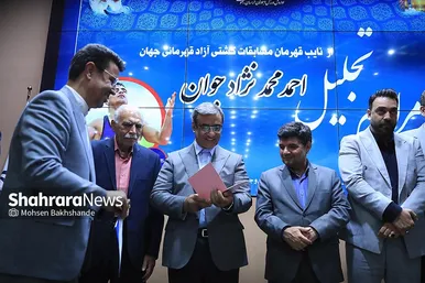 گزارش تصویری | مراسم تجلیل از احمد جوان نایب قهرمان مسابقات کشتی آزاد قهرمانی جهان در زاگرب
