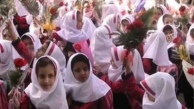جشن شکوفه&zwnj;ها و آغاز سال تحصیلی در سراسر کشور
