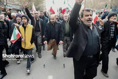 گزارش تصویری | خروش انقلابی نمازگزاران جمعه مشهد در محکومیت جنایات رژیم صهیونیستی و آمریکا