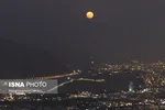 تصاویری از پدیده «ماه آبی» در آخرین شب مرداد ۱۴۰۰