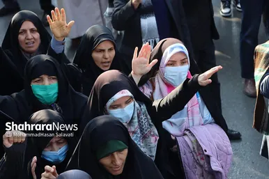 راهپیمایی اصناف، بازاریان و نمازگزاران پس از نماز جمعه مشهد