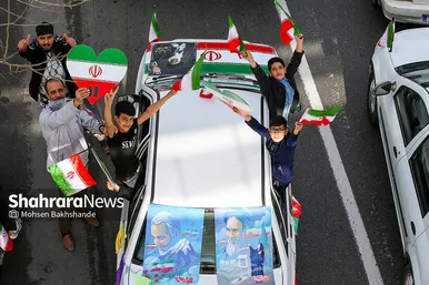راهپیمایی خودرویی ۲۲ بهمن در مشهد - ۲