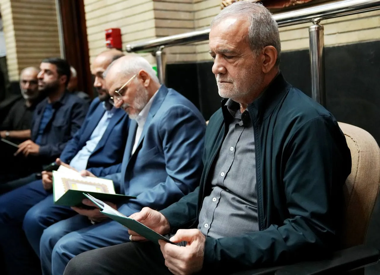 مجلس ترحیم خواهر عراقچی