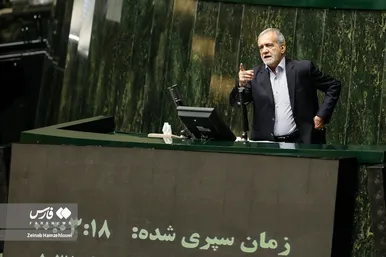 عکس‌هایی از رئیس جمهور در جلسات رای اعتماد وزرای پیشنهادی